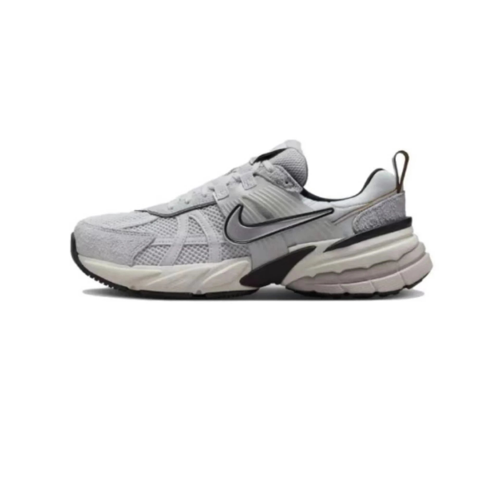 Nike V2K Run — V2K white and black colorway — USFans Spreadsheet photo