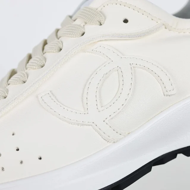 Chanel Sneakers Quilted low-top product detail image 33