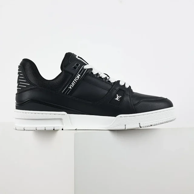 Louis Vuitton Sneakers LV Trainer product detail image 22