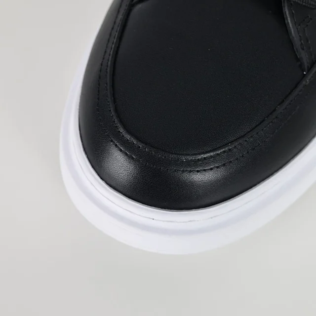 Louis Vuitton Sneakers Low-top monogram leather product detail image 6