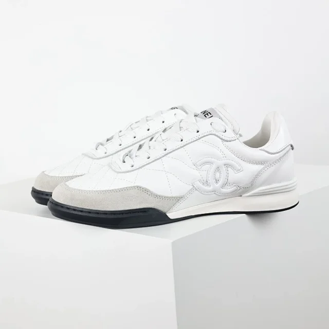 Chanel Sneakers Quilted low-top product detail image 19