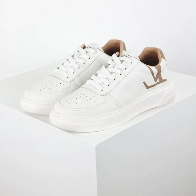 Louis Vuitton Sneakers Low-top lace-up product detail image 9