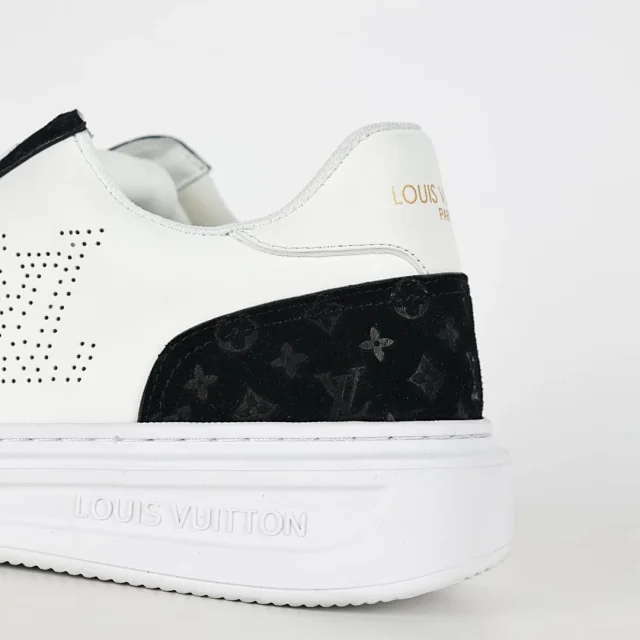 Louis Vuitton Sneakers Low-top monogram leather product detail image 24