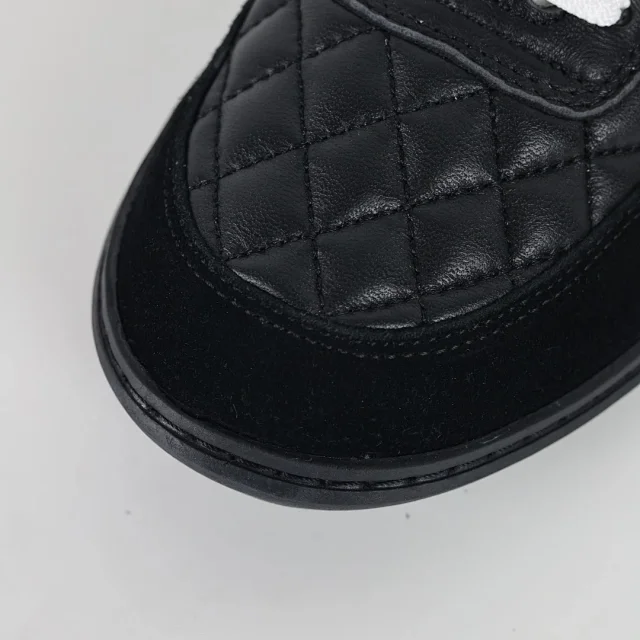 Chanel Sneakers Quilted low-top product detail image 23