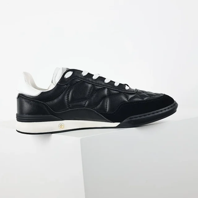 Chanel Sneakers Quilted low-top product detail image 24