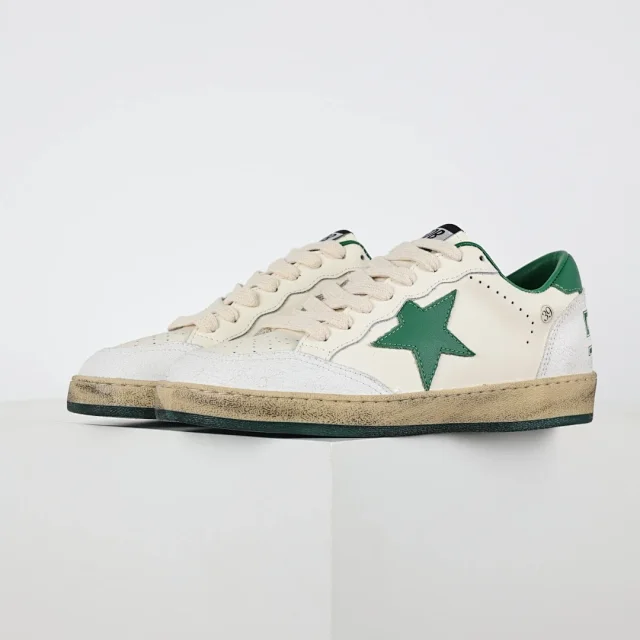 Golden Goose Sneakers Super-Star distressed star product detail image 28