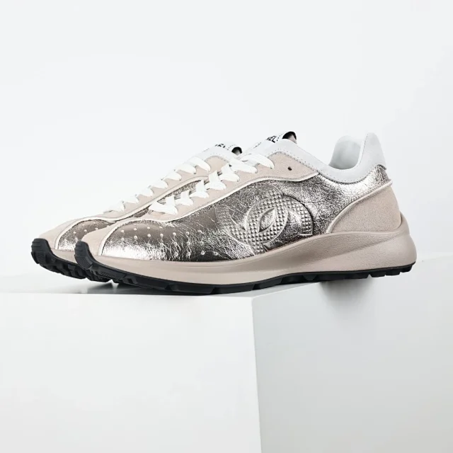 Chanel Sneakers Quilted low-top product detail image 46