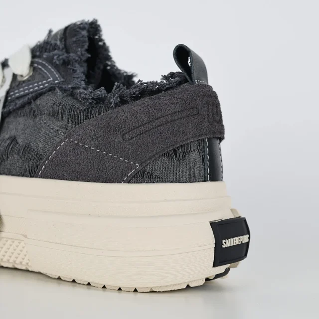 SMILEREPUBLIC Sneakers Low-top frayed canvas platform product detail image 9