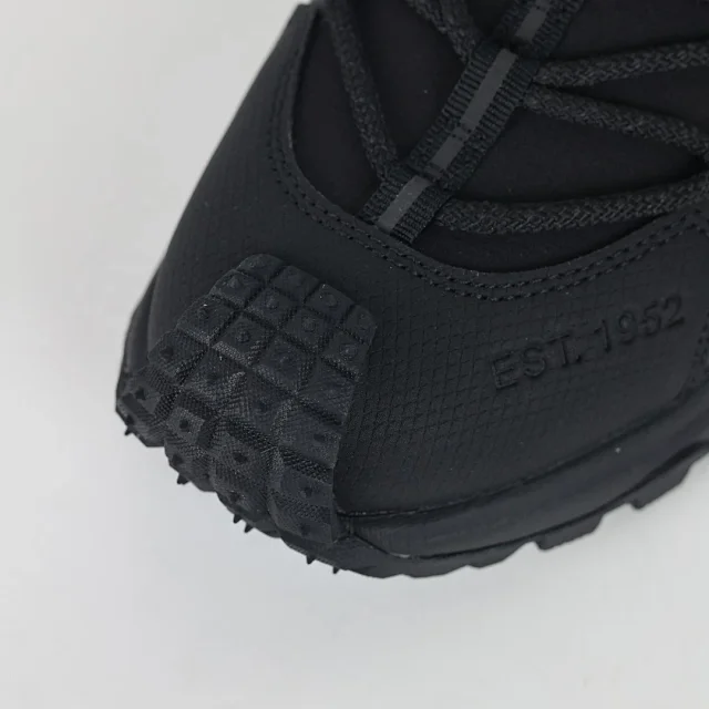 Moncler Sneakers Trailgrip lace-up with lug soles product detail image 33