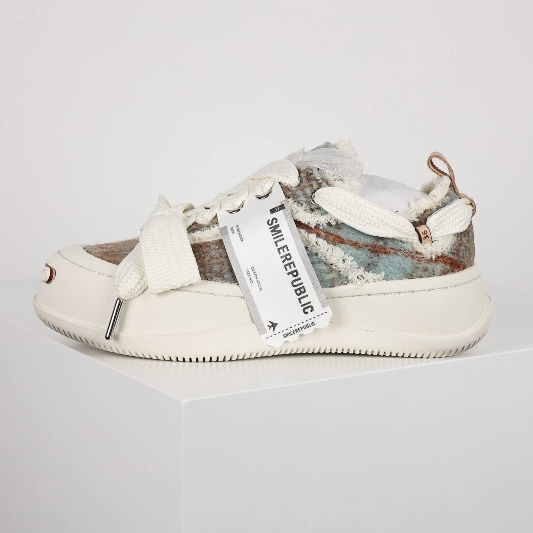 SMILEREPUBLIC Sneakers Frayed Canvas High-Top — Open Smile Brown Blue