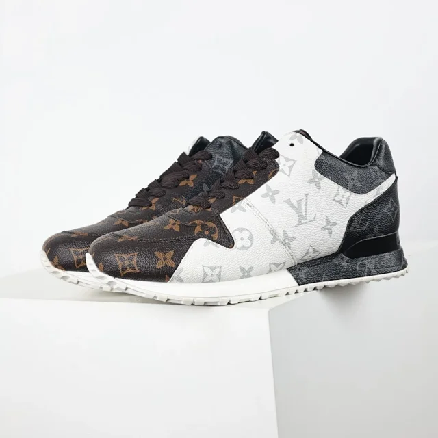 Louis Vuitton Sneakers Run Away product detail image 19