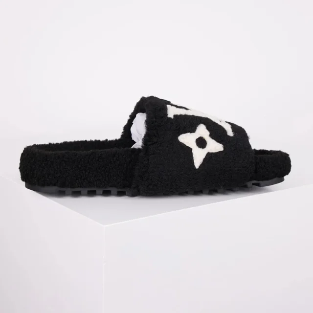 Louis Vuitton Slippers A2 plush open-toe slide product detail image 27