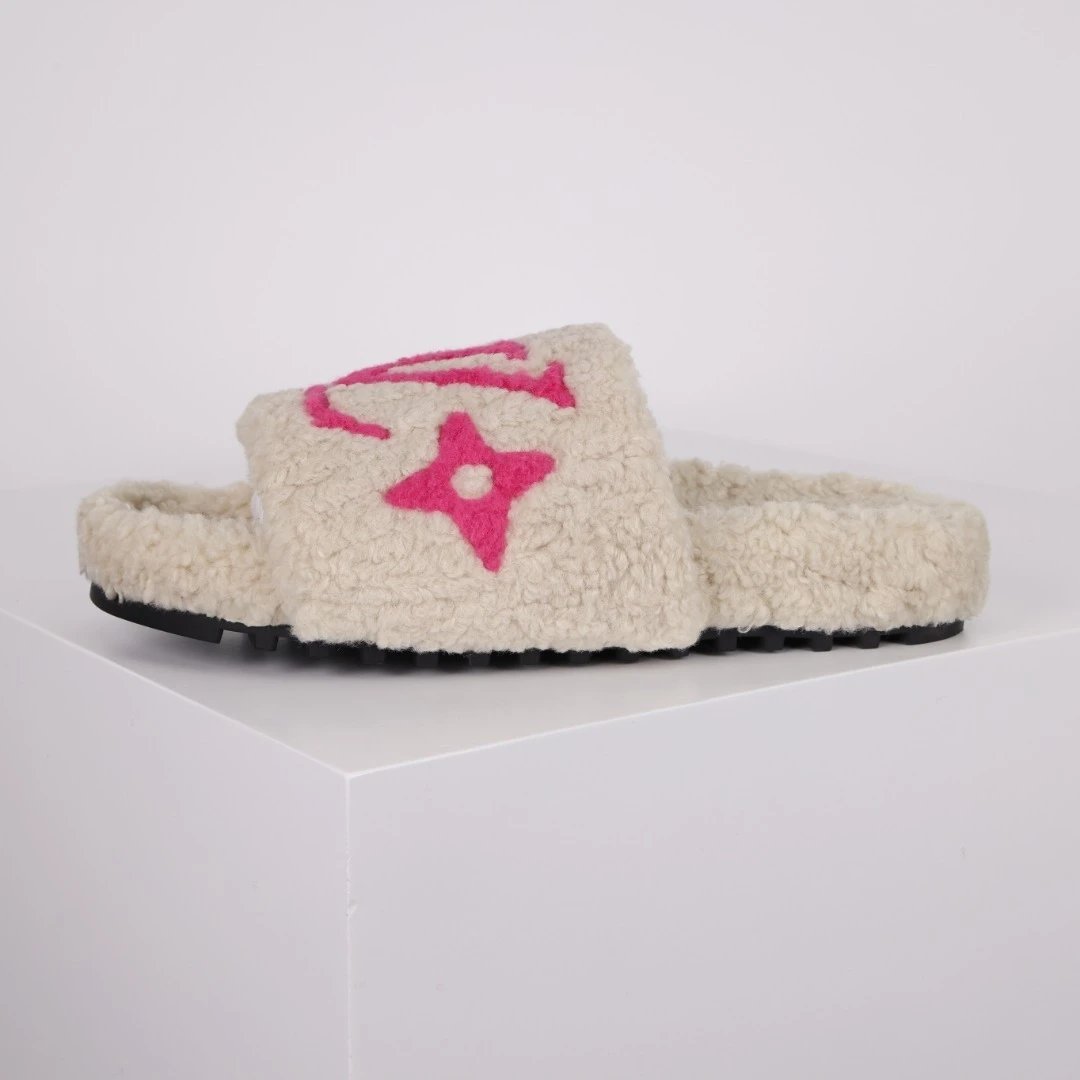Louis Vuitton Slippers A2 plush open-toe slide — LV plush slippers rose red