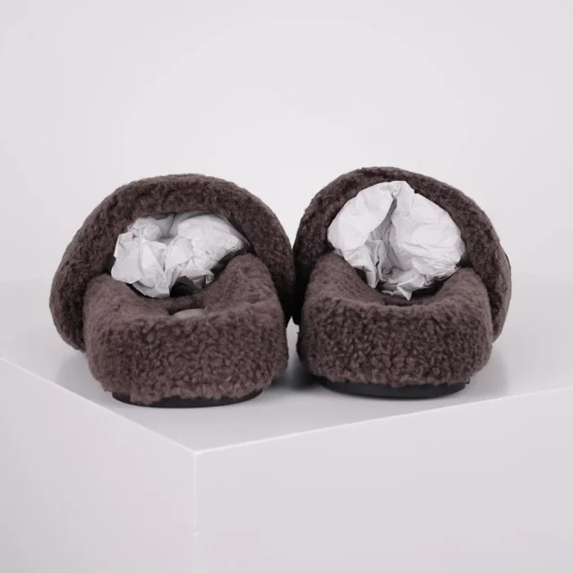 Louis Vuitton Slippers A2 plush open-toe slide product detail image 34