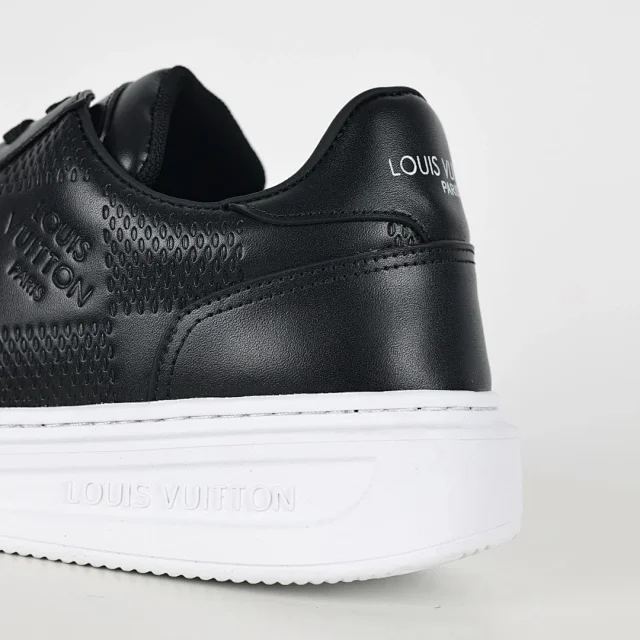 Louis Vuitton Sneakers Low-top monogram leather product detail image 7