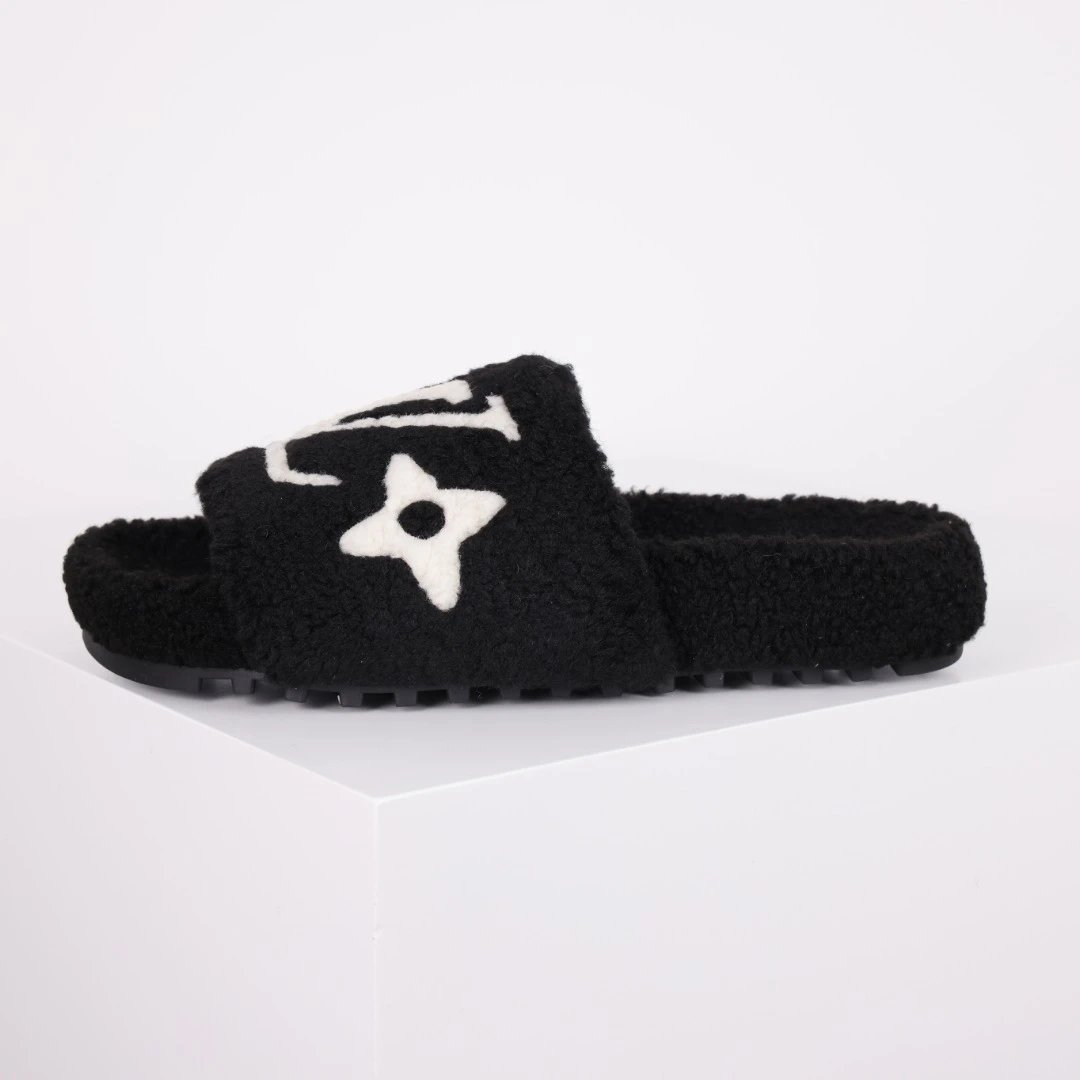 Louis Vuitton Slippers A2 plush open-toe slide — LV plush slippers black
