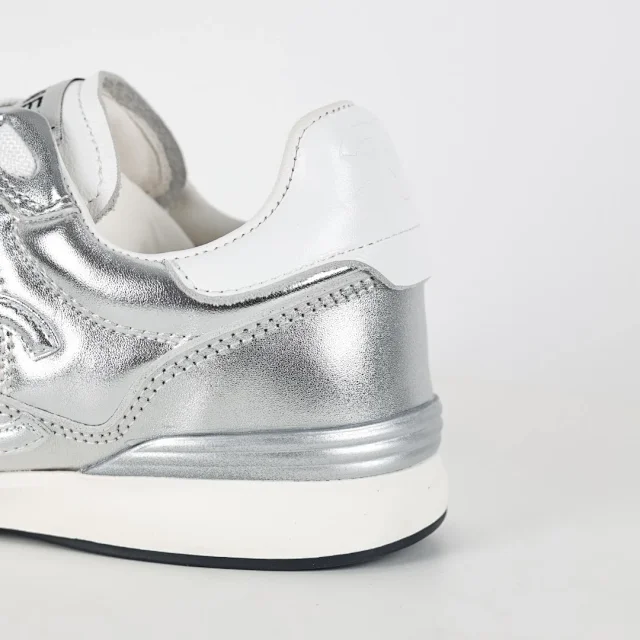 Chanel Sneakers Quilted low-top product detail image 7