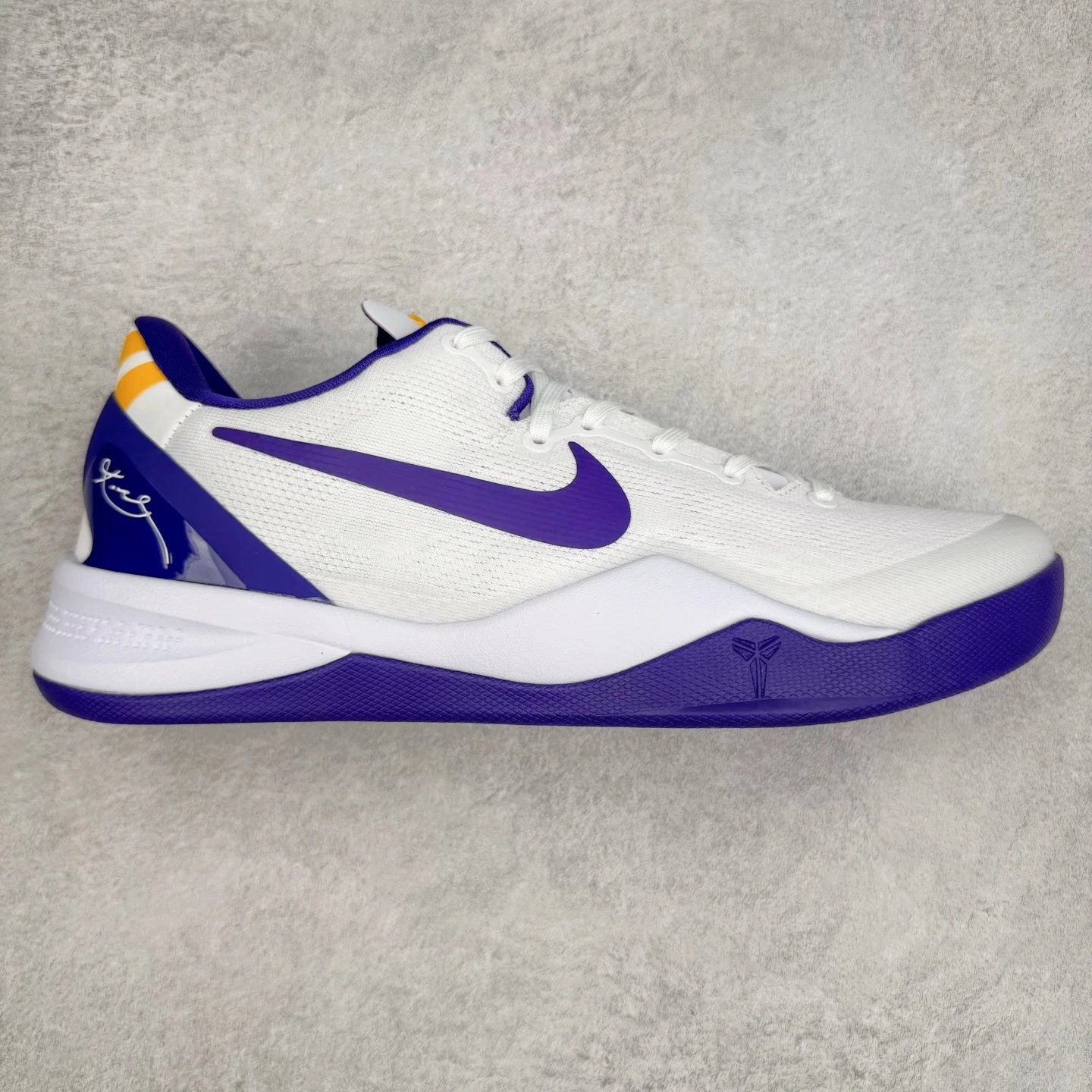 Kobe 8 Purple Gold HF7485-001