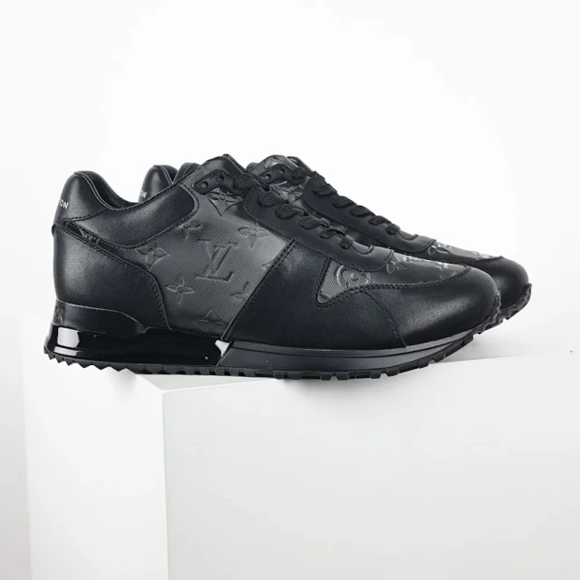 Louis Vuitton Sneakers Run Away product detail image 7