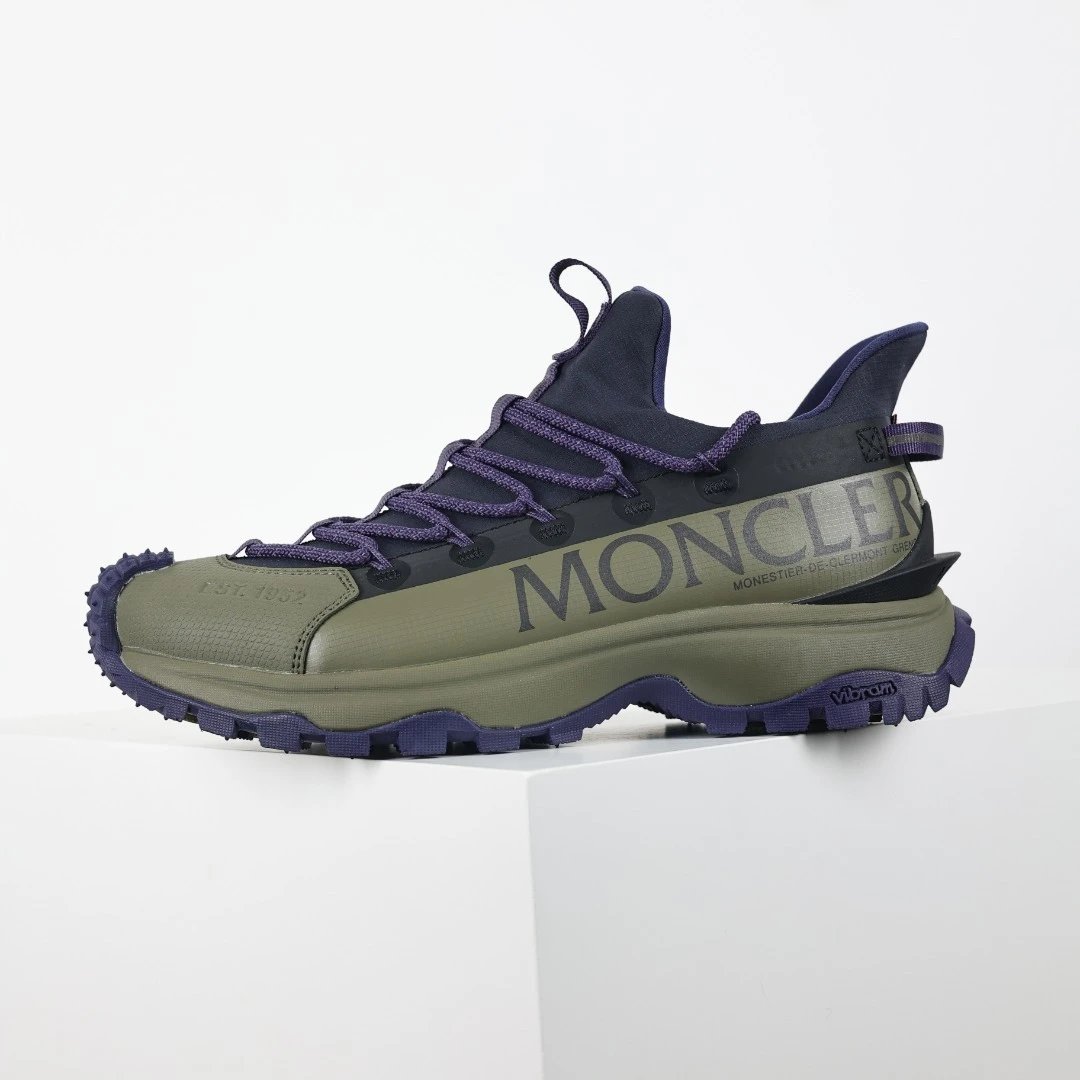 Moncler Sneakers Trailgrip lace-up with lug soles — Mask/Moncler green purple