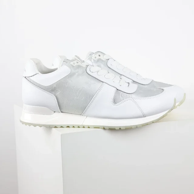 Louis Vuitton Sneakers Run Away product detail image 26