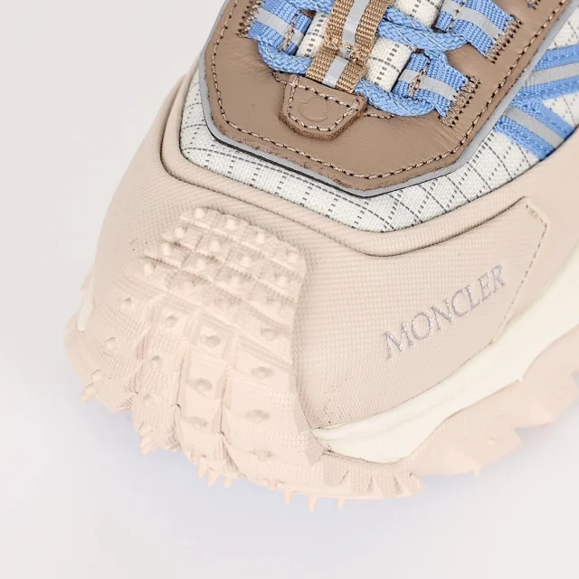 Moncler Sneakers Rugged tread with lug sole product detail image 12