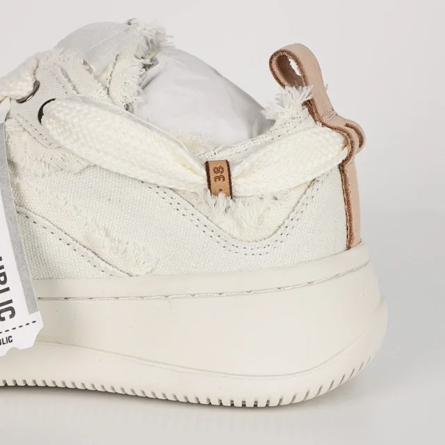SMILEREPUBLIC Sneakers Frayed Canvas High-Top product detail image 16