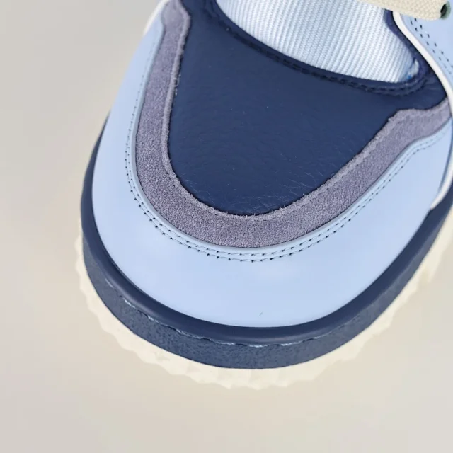 Louis Vuitton Sneakers LV Trainer product detail image 19