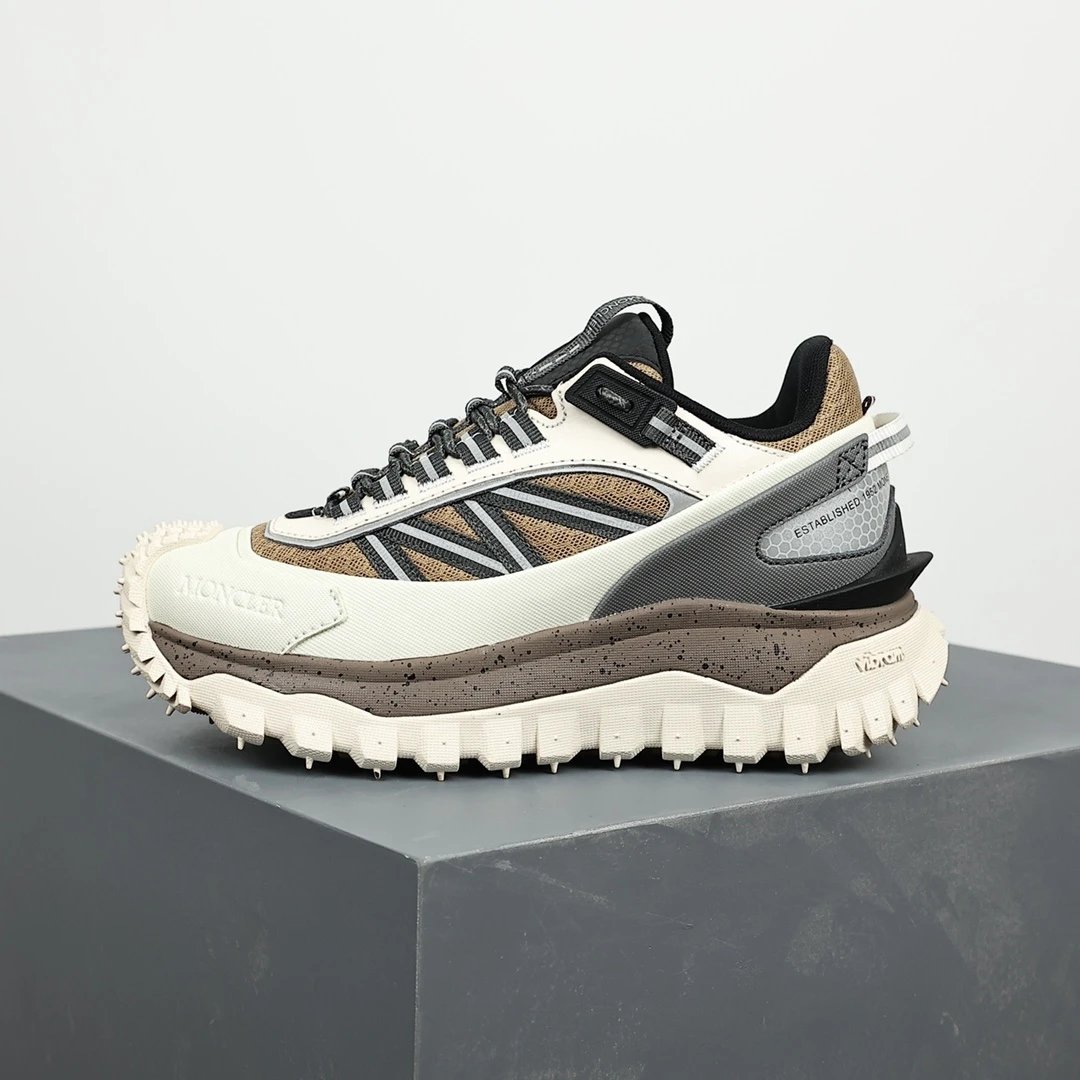 Moncler Sneakers Trailgrip Gore-Tex trail variant SOURCE-sku:131594605669
