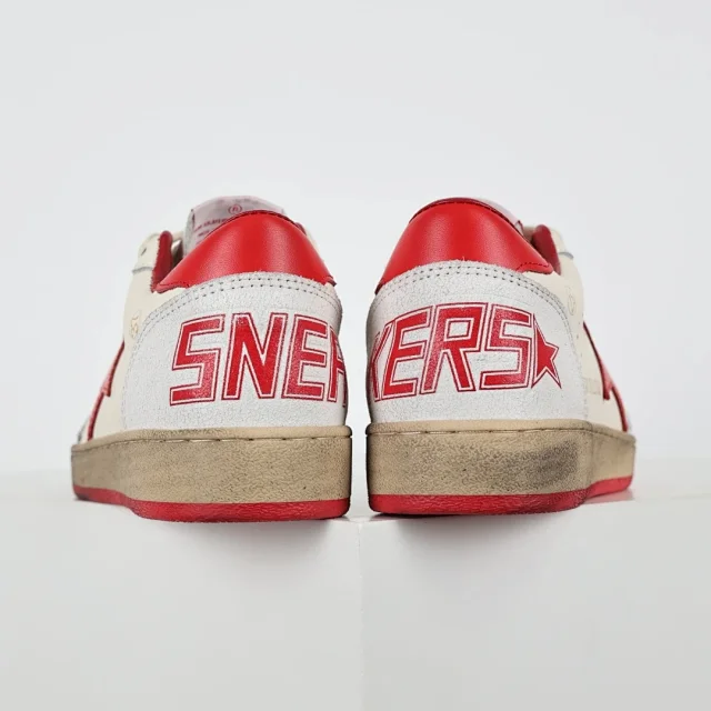 Golden Goose Sneakers Super-Star distressed star product detail image 31