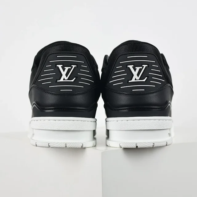 Louis Vuitton Sneakers LV Trainer product detail image 20