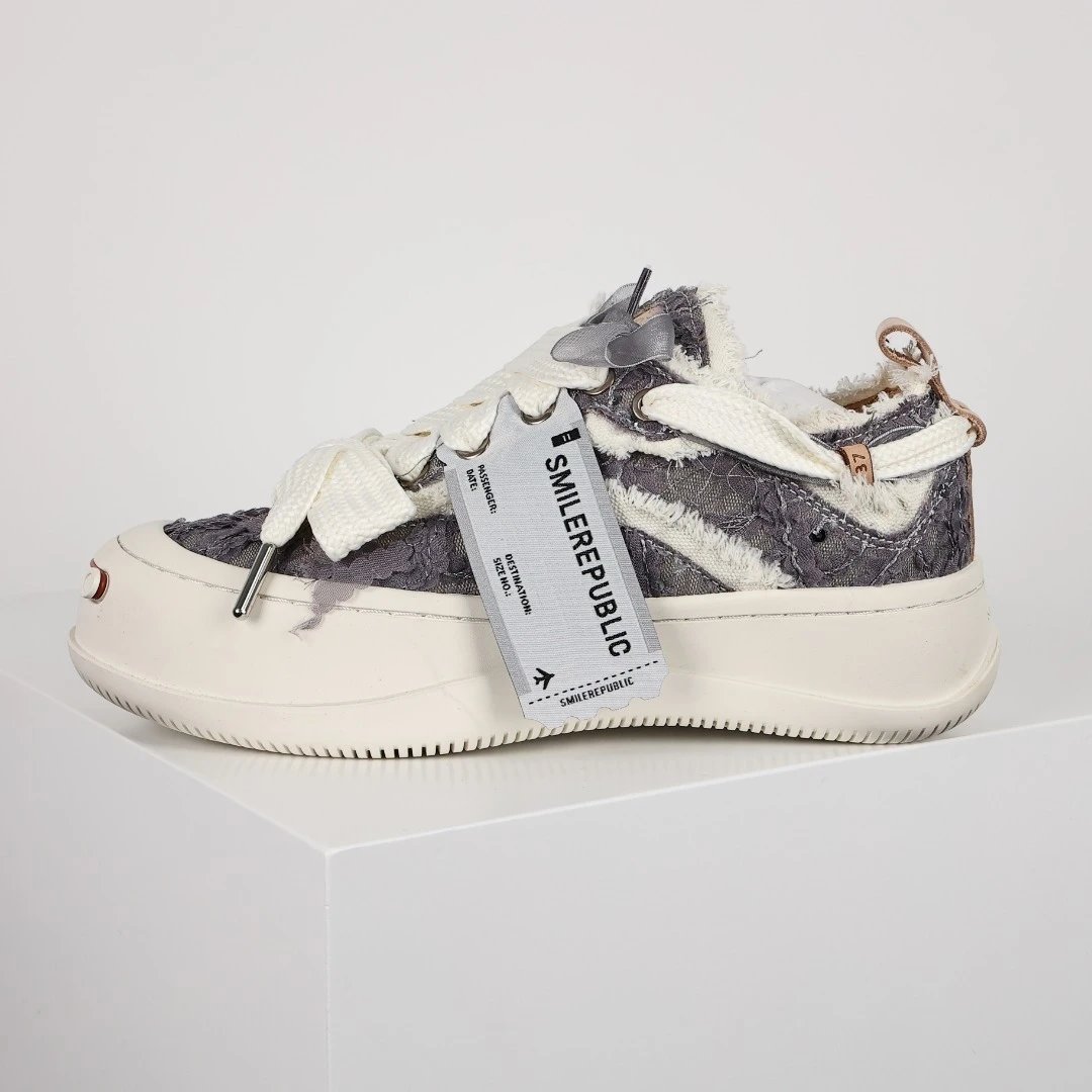 SMILEREPUBLIC Sneakers Frayed Canvas High-Top — Open Smile White Gray