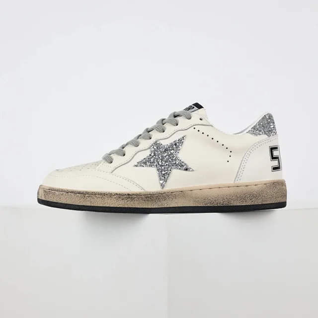 Golden Goose Sneakers Super-Star distressed star product detail image 13