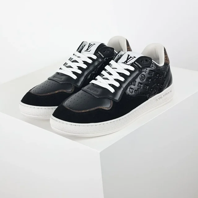 Louis Vuitton Sneakers Low-top lace-up product detail image 34