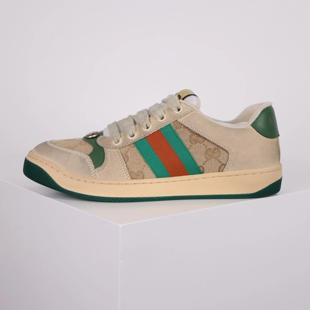 Gucci Sneakers Screener low-top with GG canvas and Web stripe — Gucci small dirty shoes classic