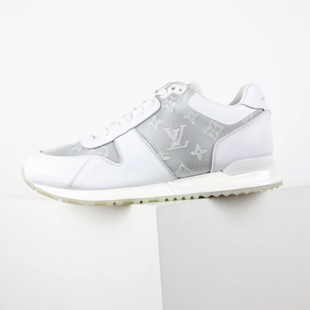 Louis Vuitton Sneakers Run Away — LV sneakers white and gray
