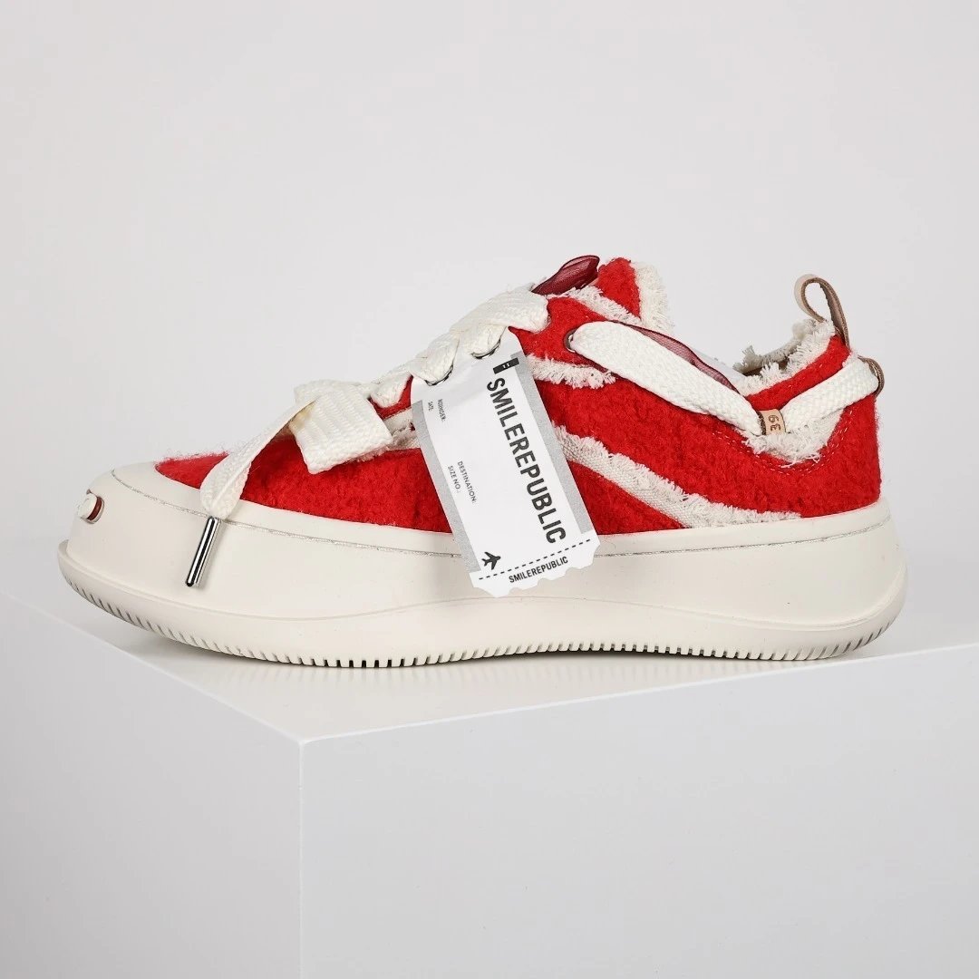SMILEREPUBLIC Sneakers Frayed Canvas High-Top — Open Smile Red