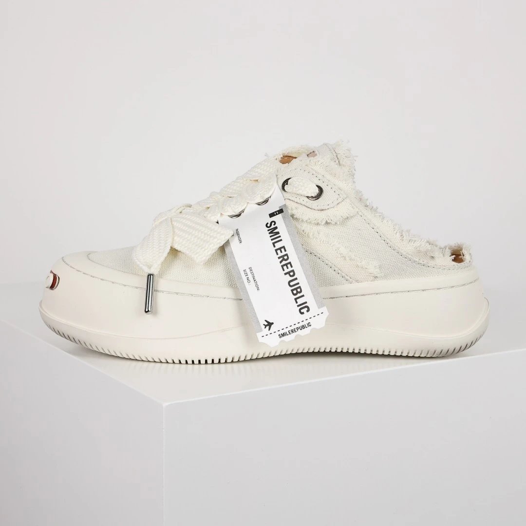 SMILEREPUBLIC Sneakers Frayed Canvas High-Top — Kai Kou Xiao white half-sole
