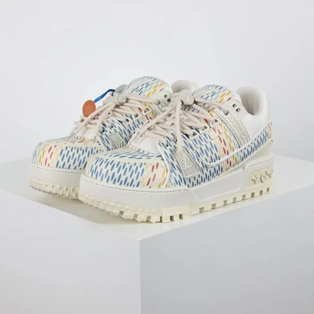 Louis Vuitton Sneakers LV Trainer product detail image 6