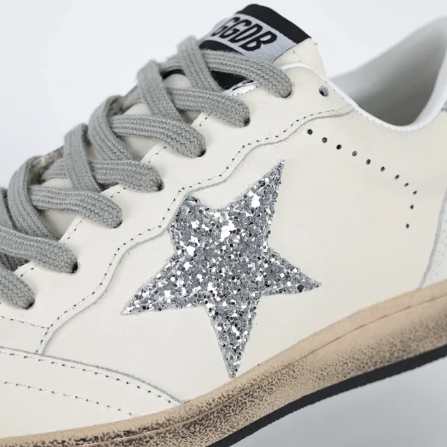 Golden Goose Sneakers Super-Star distressed star product detail image 11