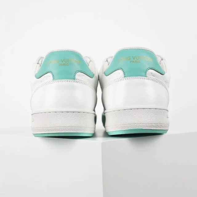 Louis Vuitton Sneakers Low-top lace-up product detail image 23