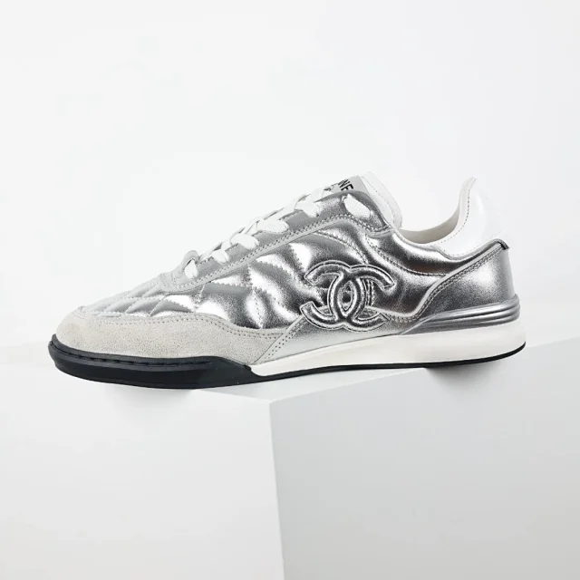 Chanel Sneakers Quilted low-top product detail image 5