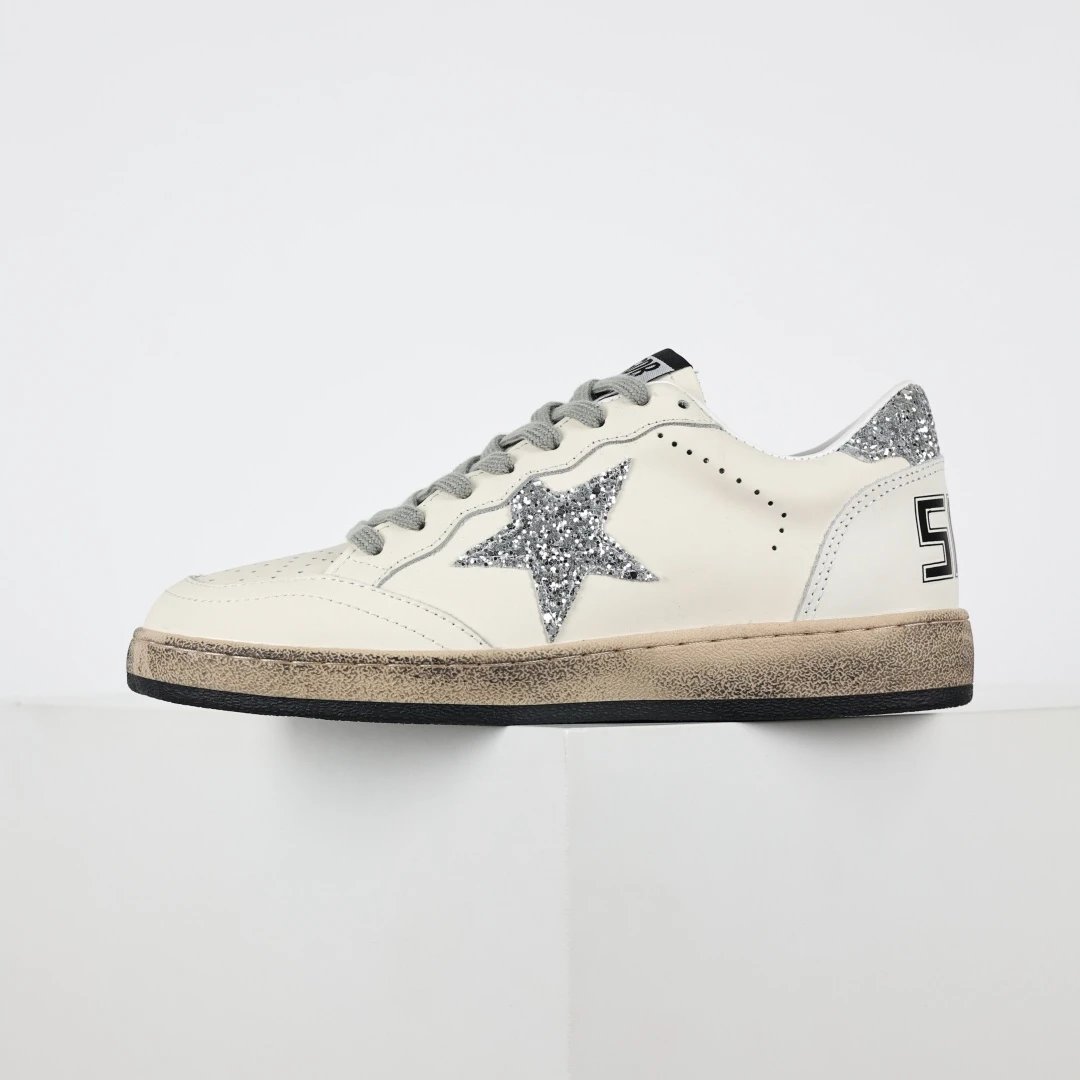Golden Goose Sneakers Super-Star distressed star — GGDB Silver