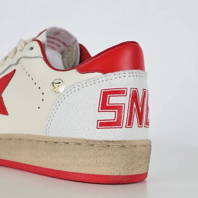 Golden Goose Sneakers Super-Star distressed star product detail image 34