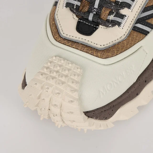Moncler Sneakers Rugged tread with lug sole product detail image 4