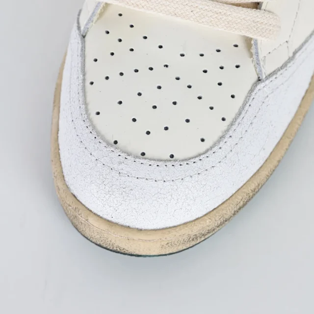 Golden Goose Sneakers Super-Star distressed star product detail image 25