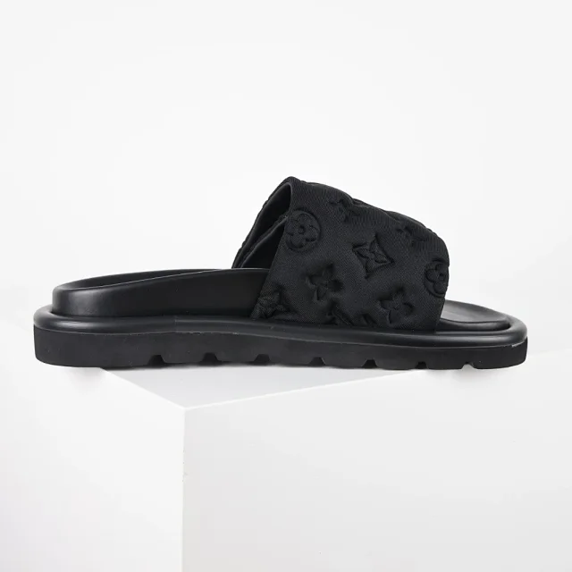 Louis Vuitton Slippers C8 Monogram Hook-and-Loop Strap Slides product detail image 4