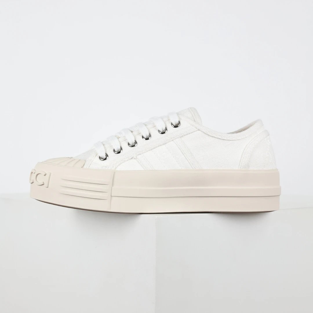 Gucci Sneakers Low-Top Platform Monogram Canvas variant SOURCE-sku:131594615339