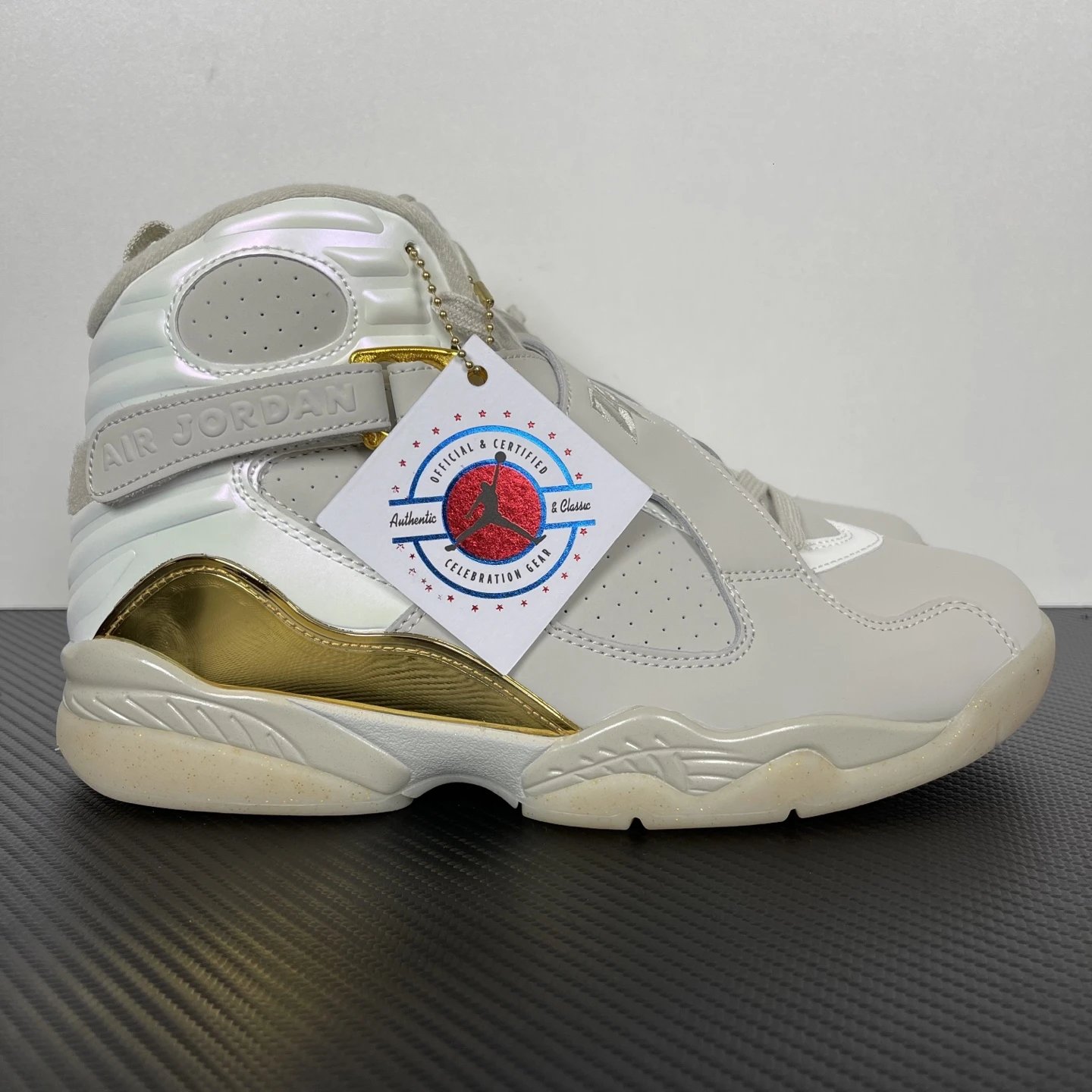 Jordan 8 Retro Championship Pack Champagne 832821-030