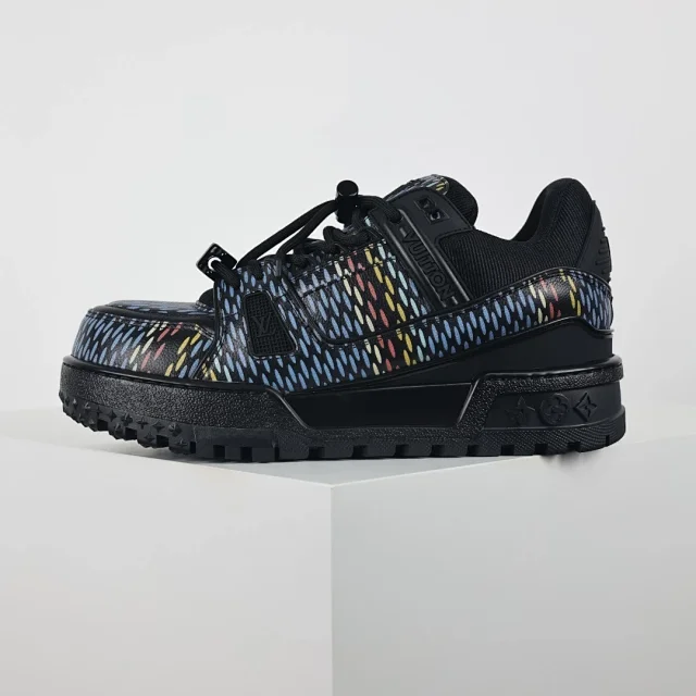 Louis Vuitton Sneakers LV Trainer product detail image 11